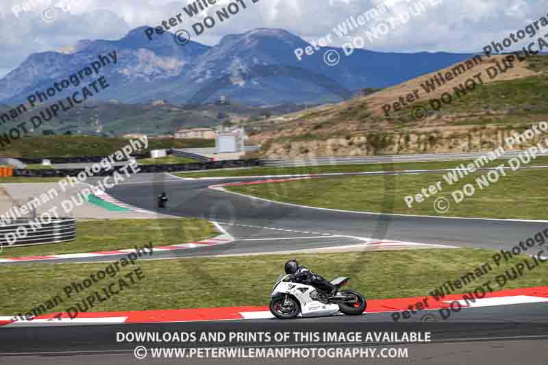 cadwell no limits trackday;cadwell park;cadwell park photographs;cadwell trackday photographs;enduro digital images;event digital images;eventdigitalimages;navarra;no limits trackdays;peter wileman photography;racing digital images;trackday digital images;trackday photos